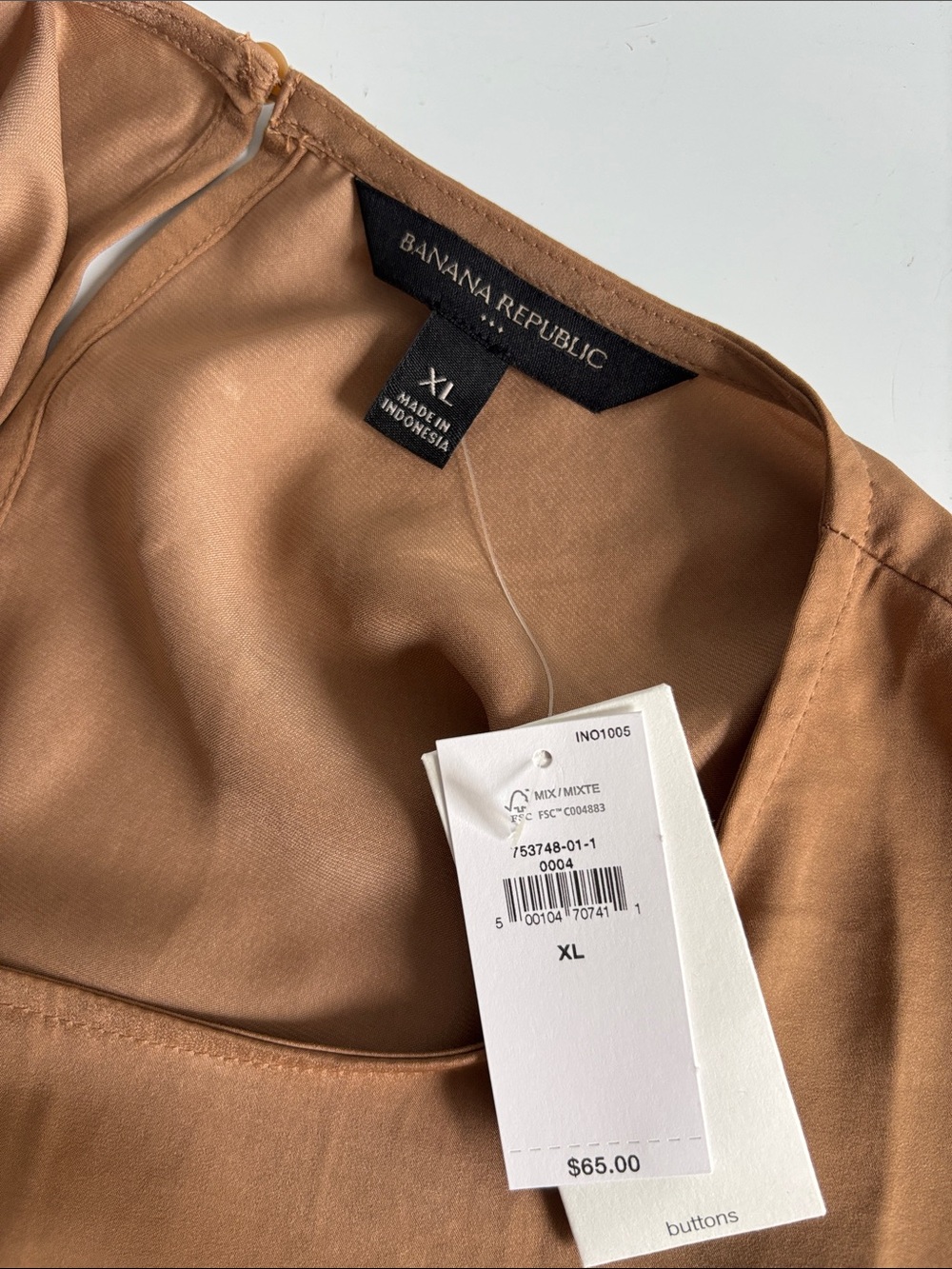 NWT Banana Republic Short-Sleeve Blouse in Camel Brown - Picture 4 of 4
